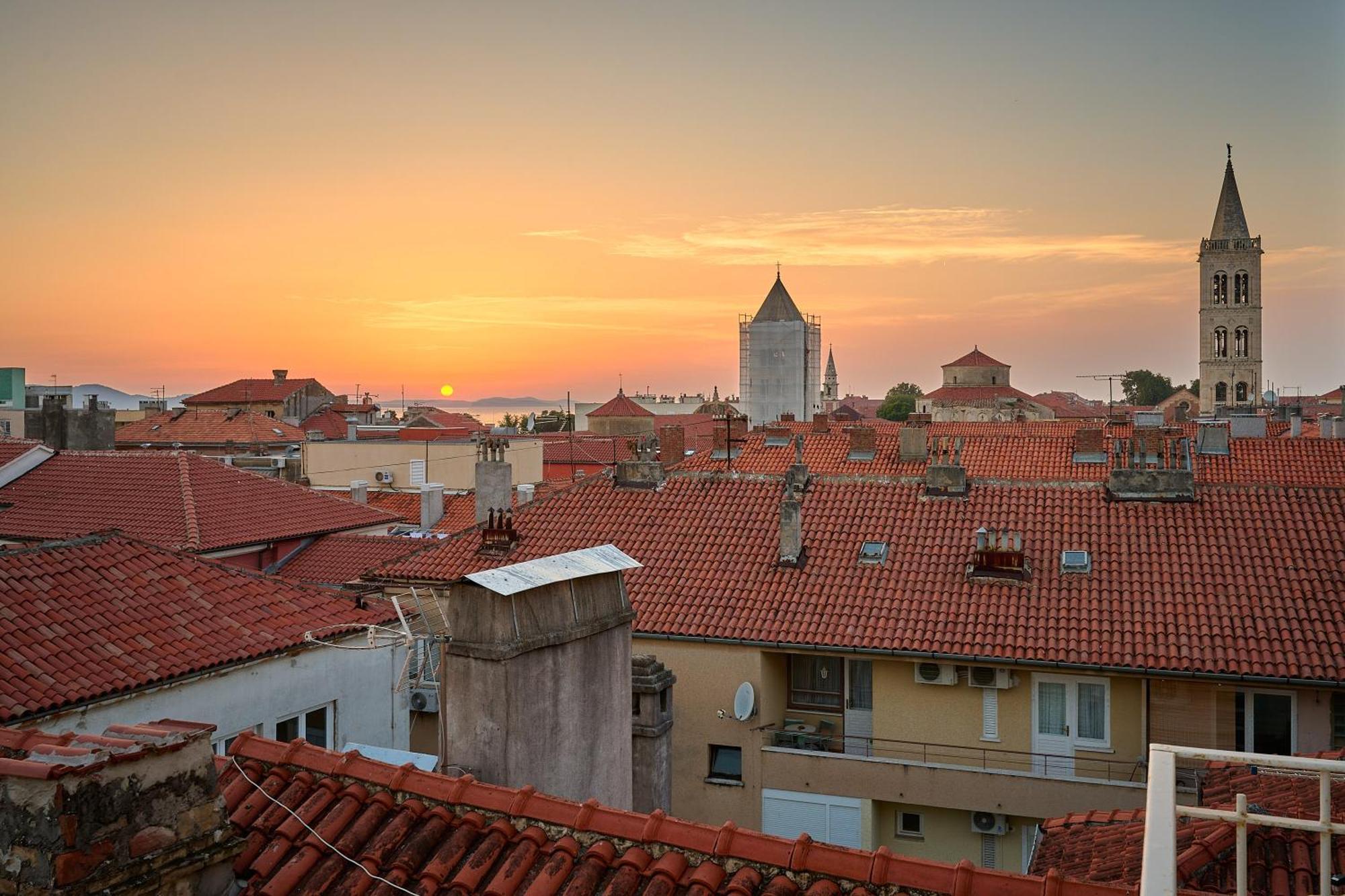 The Central Pearl Apartment Zadar Eksteriør billede